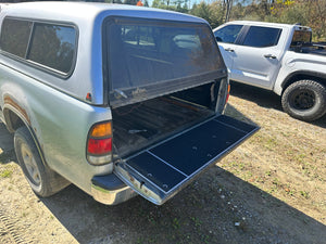 BillieBars -  1st Gen Tundra Tailgate Cover (2000-2006)